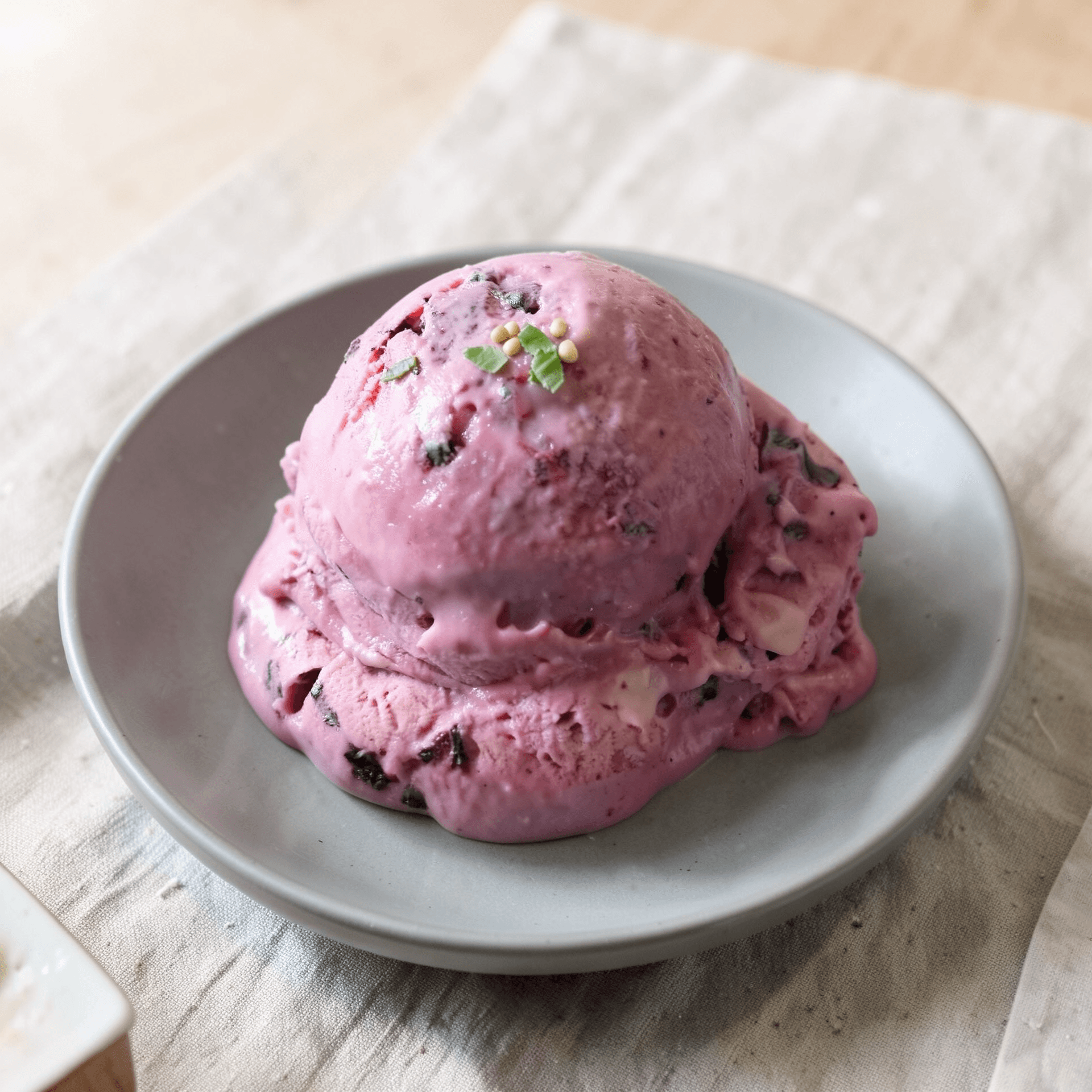 No-Churn Blackberry Ice Cream