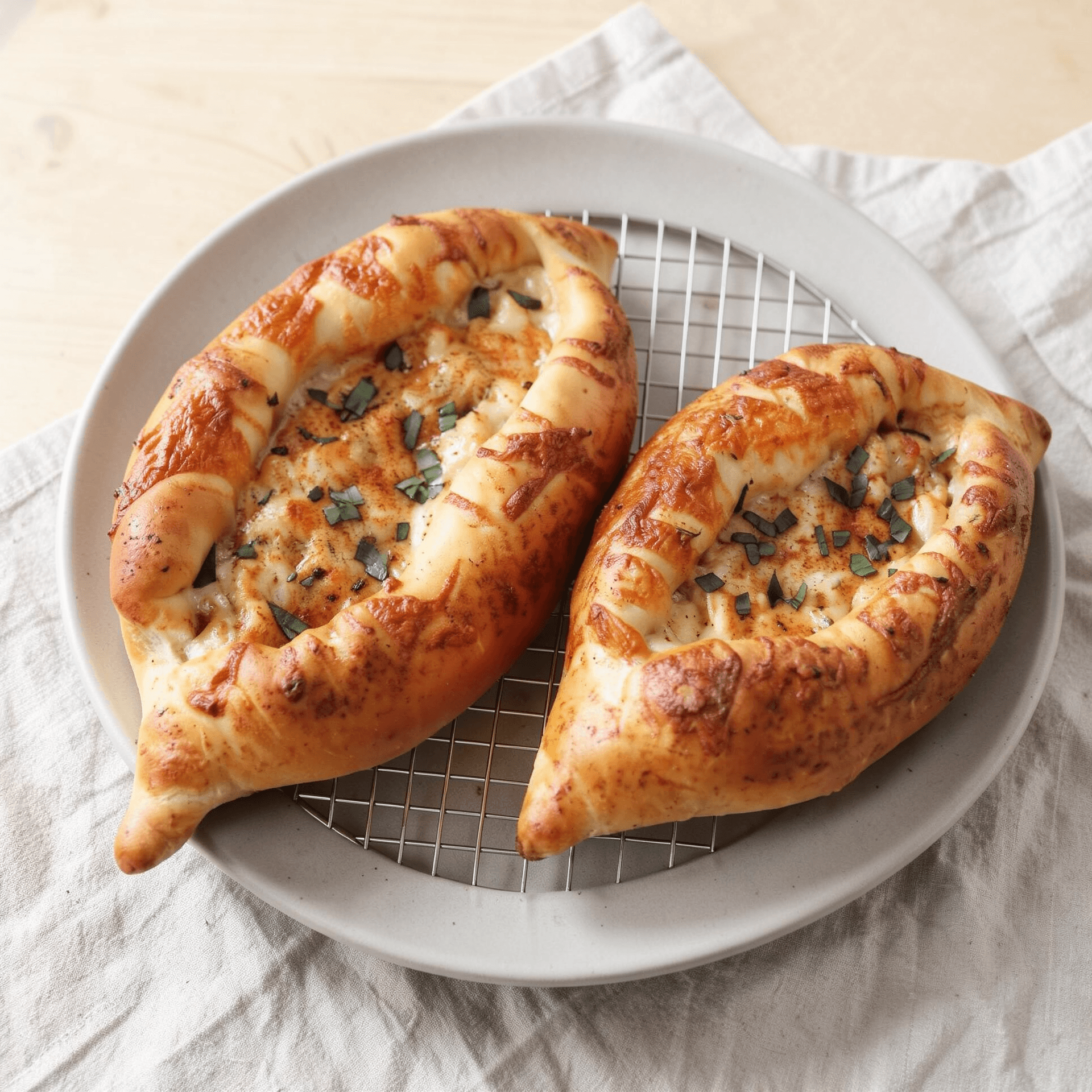 Lobster Roll Khachapuri